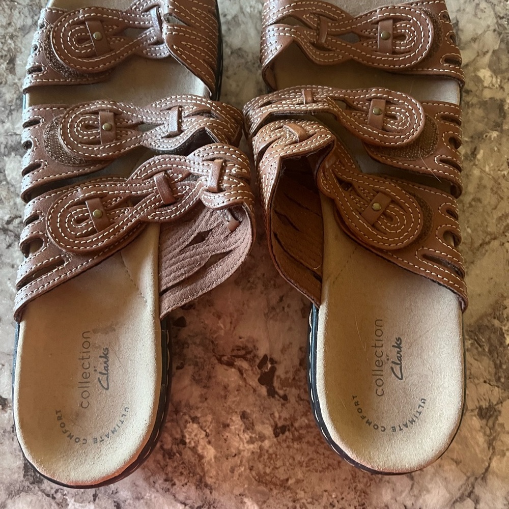 Women’s Clark’s Leather Sandals